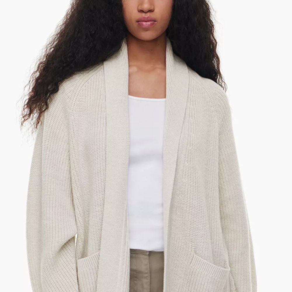 Aritzia small Wilfred free travel cardigan